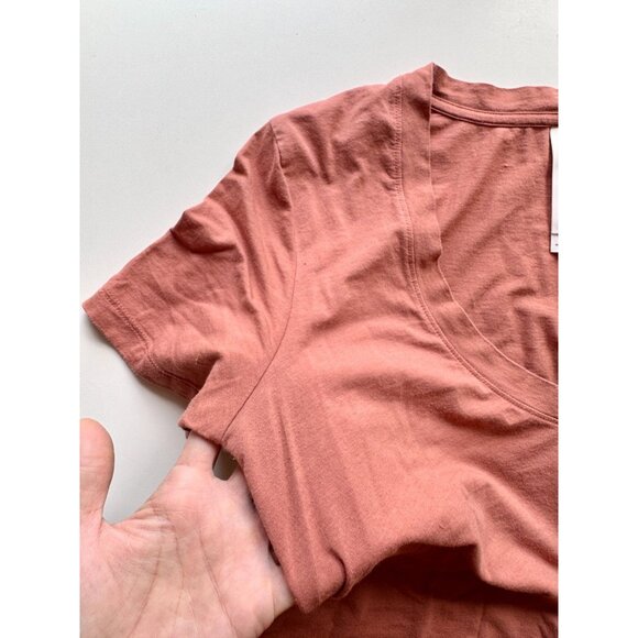 Lot of 2 Aritzia GROUP BY BABATON Size XS T-Shirts - Foundation & Lifestyle - Picture 4 of 16